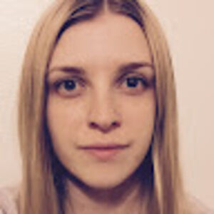 Meet your Posher, Becca